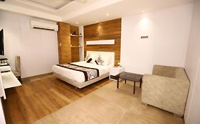 Hotel Kelvish Mahipalpur 4*